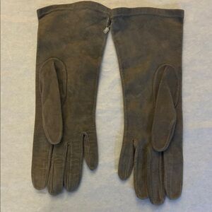 Ann Taylor Women's Suede Gloves in tan